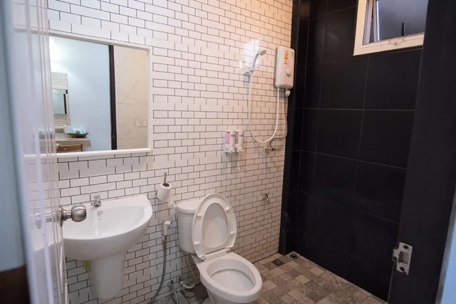 Standard, Twin Beds, Maerim Villa & Pool 3/3