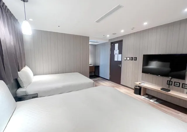 غرفة ديلوكس رباعية، Le room Hotel Kaifeng Taipei 7/9