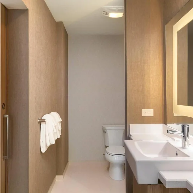 جناح بسرير كينج مع سرير سحّاب إضافي مع أريكة، SpringHill Suites by Marriott Cape Canaveral Cocoa Beach 6/10