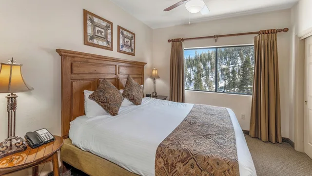 فيلا بسريرين كينج بشرفة بغرفتي نوم، Holiday Inn Club Vacations Tahoe Ridge Resort 8/10