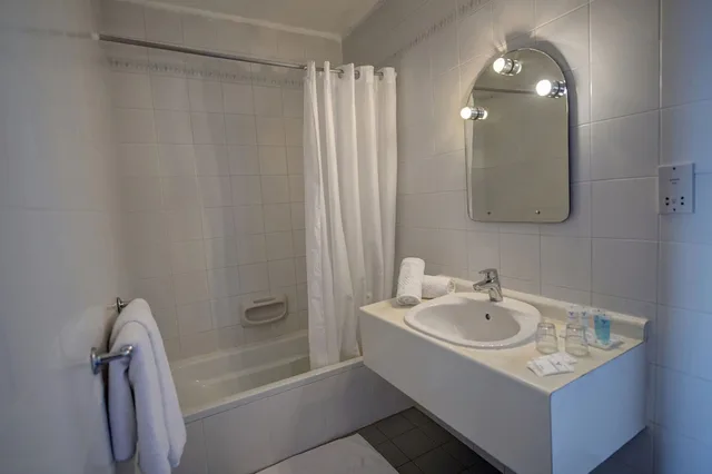 Room, Twin Beds, Sliema Chalet Hotel 5/5