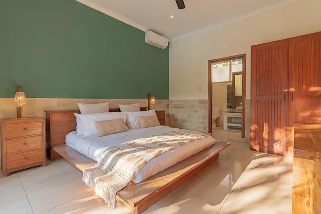فيلا ديلوكس بسريرين كوين بغرفتي نوم، Kelapa Luxury Villas 2/10