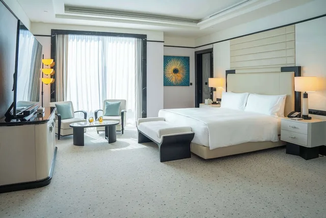 غرفة متصلة عائلية بسرير كينج، Waldorf Astoria Doha West Bay 2/9