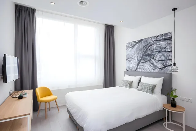 غرفة قياسية بسرير كوين، HOTEL2STAY 1/3