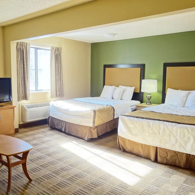 Deluxe, Studio, Queen Bed, Studio 6 Extended Stay South Bend Mishawaka South IN 1/10