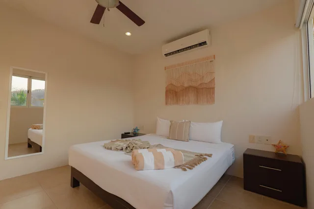 Superior, Suite, Double Bed, Street View، La Playa Departamentos Suite 2/7