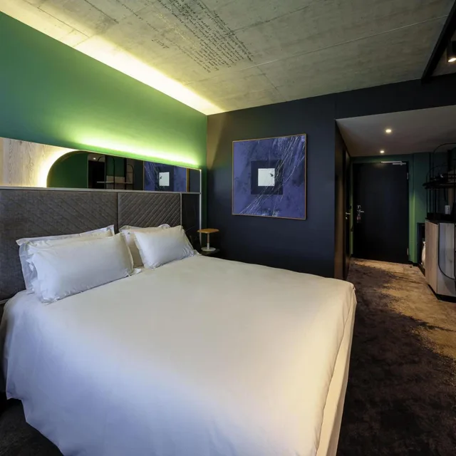 غرفة كلاسيكية بسرير كوين مع أريكة، Mercure Hotel Delemont 1/10