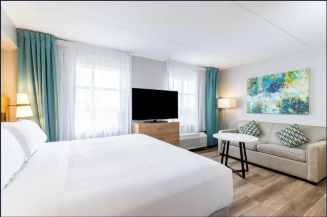 استوديو بمطبخ صغير، Staybridge Suites London 1/4