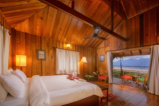 Mekong, Bungalow, with View، La Folie Lodge 1/2