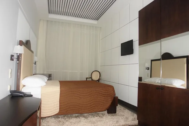 Superior, Double Bed, City View, Universal Hotel 4/6