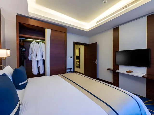 غرفة قياسية، فندق بلو دايموند(Blue Diamond hotel) 2/2