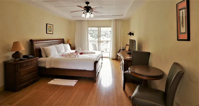 غرفة قياسية بسرير كينج بإطلالة على النهر، Valle Del Rio S A Hotel 7/10