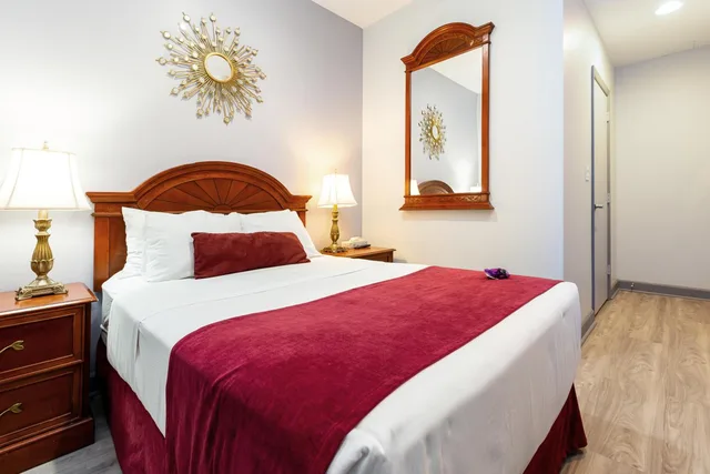 غرفة بسرير مزدوج، Hotel St James 3/8