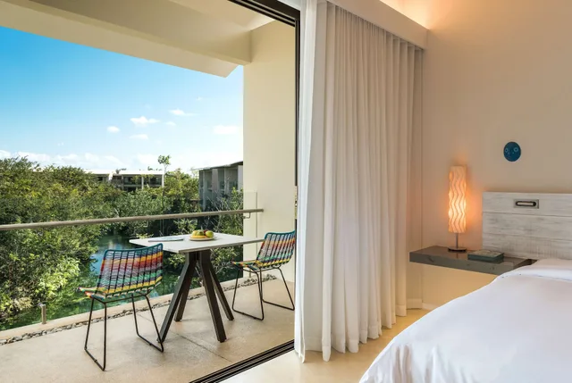 Room, King Bed, Lagoon View, Andaz Mayakoba Resort Riviera Maya - a concept by Hyatt 7/10