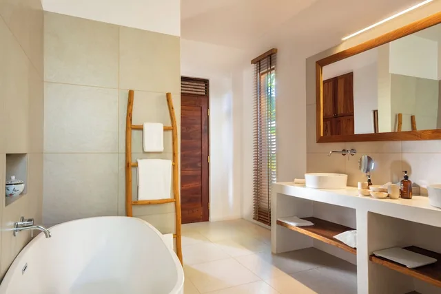 Garden Villa, King Bed, Sofa, Hot Tub، Zanzibar White Sand Luxury Villas Spa 9/9