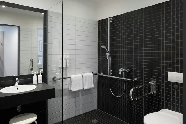 غرفة قياسية بسرير كوين بإطلالة، Four Points Flex by Sheraton Koblenz 3/4