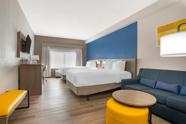 جناح لذوي الإعاقة، Comfort Suites Gastonia Charlotte 3/4