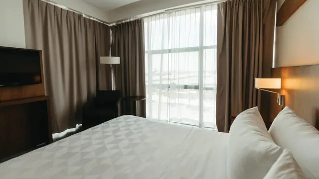 غرفة بسرير كينج، Holiday Inn Guayaquil Airport 5/9