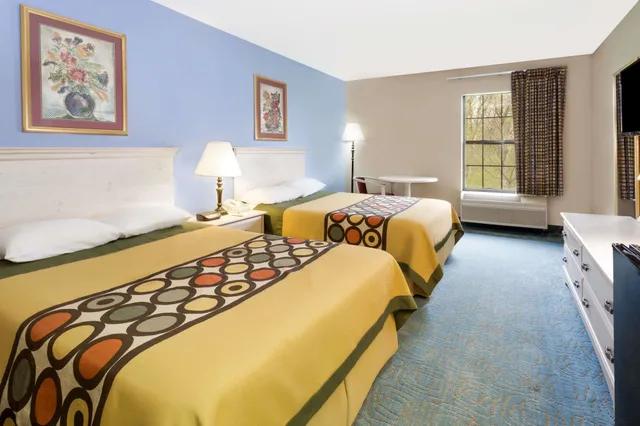 غرفة بسريرين مزدوجين، Super 8 By Wyndham Freeport 1/2