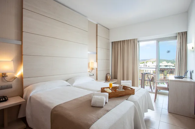 غرفة قياسية مفردة بسرير مزدوج، Hotel Puchet Ibiza 3/10