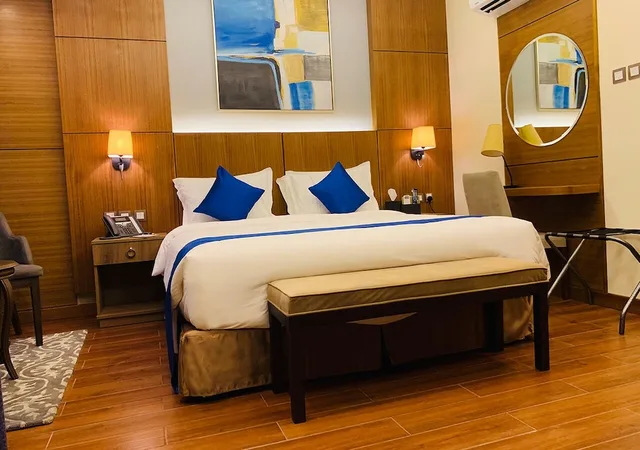 غرفة سوبيريور بسرير كوين، Belad Bont Resort 3/7