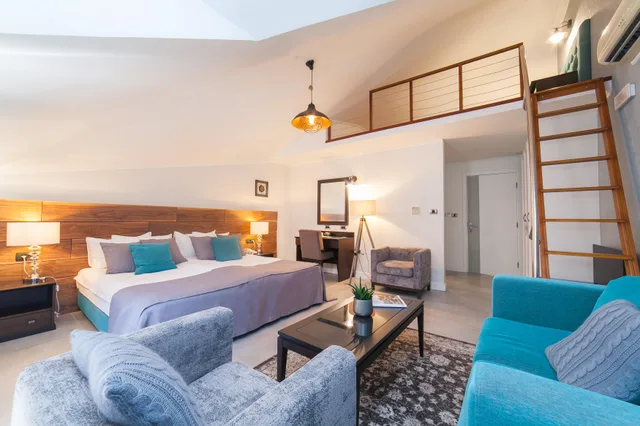 جناح جونيور عائلي بإطلالة على الجبل بشرفة، HOTEL CASA DEL MARE AMFORA 1/1