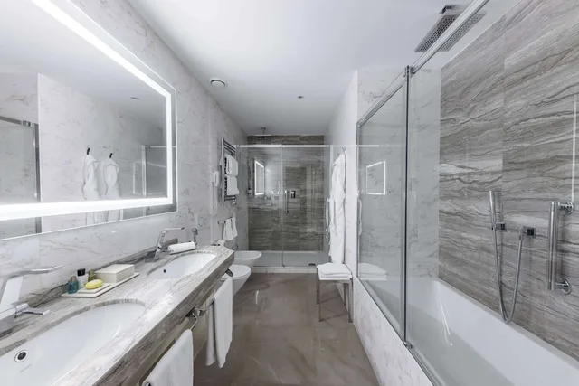 Augusto, Suite, King Bed، Aleph Rome Hotel Curio Collection by Hilton 9/10