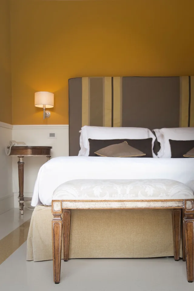 غرفة كلاسيكية بسرير مزدوج، RELAIS VILLA VALFIORE 2/2