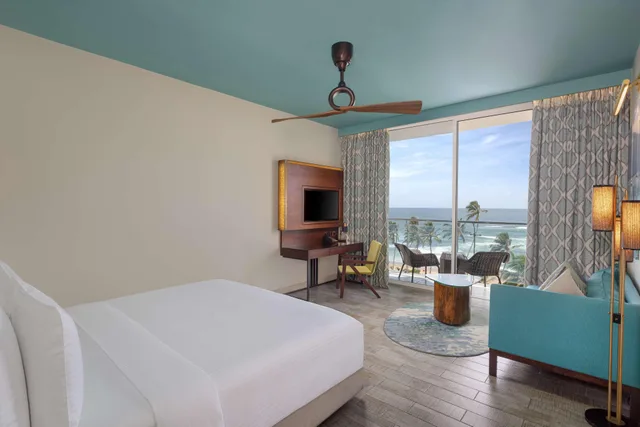 غرفة ديلوكس بسرير مزدوج بإطلالة على البحر، Radisson Blu Resort Galle 3/6