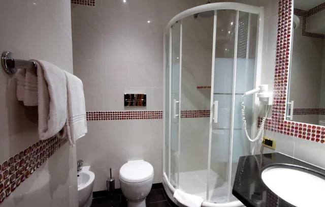 غرفة كلاسيكية بسرير مزدوج، Hotel Canova 6/8