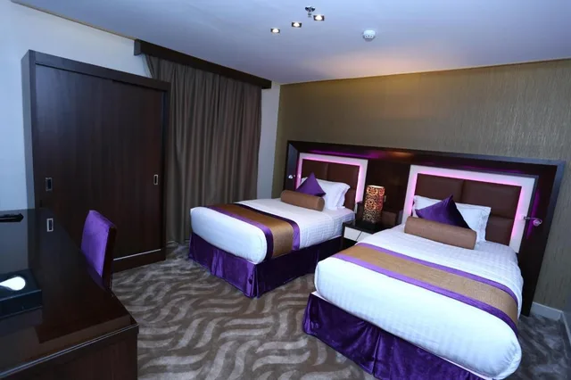 غرفة بريميير بسريرين مزدوجين، فندق جولدن بوجاري كيان(Golden Bujari Kyan Hotel) 2/6