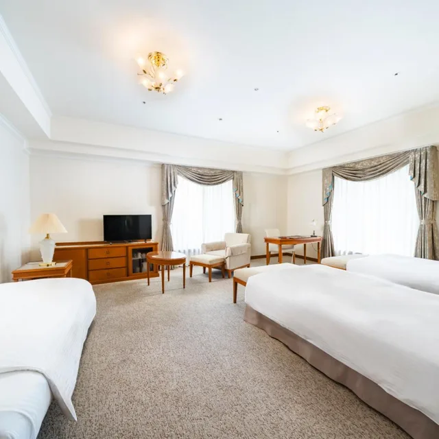 Junior Suite, KOKO HOTEL Osaka Shinsaibashi 2/3