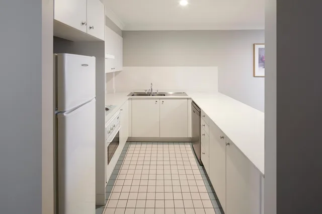 1 Bedroom, Deluxe, Apartment, Pinnacle Apartments 7/9