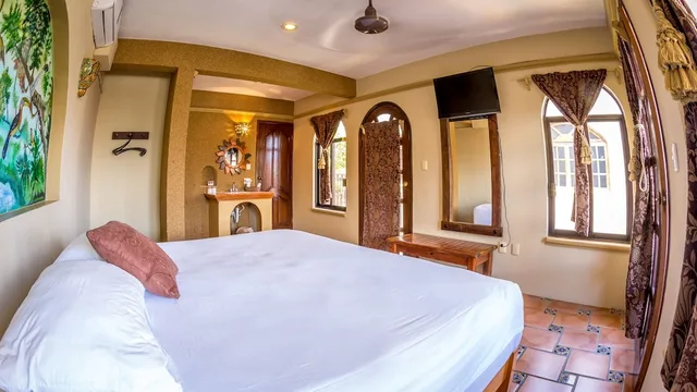 غرفة بسرير كينج بشرفة، Hotel Cielo, Playa del Carmen 2/9