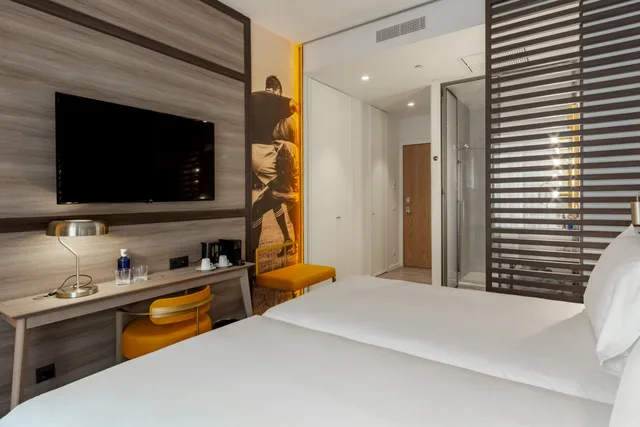 غرفة سوبيريور بسرير مزدوج بشرفة، Pestana CR7 Gran Vía 6/10