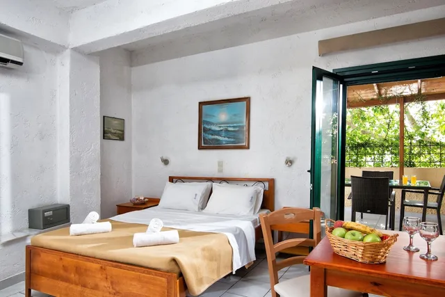 Studio, 1 Double and 1 Single Bed, Mountain or Sea View، Erofili Apartments 1/10