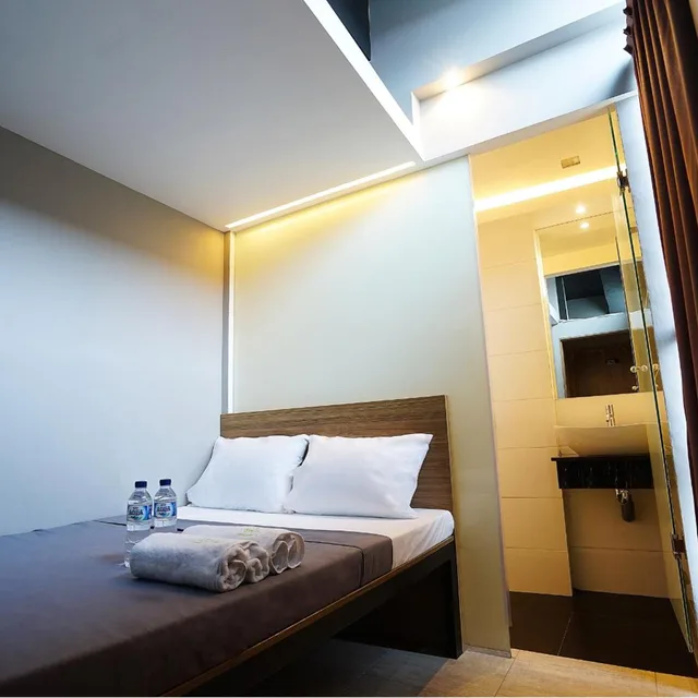 غرفة سوبيريور بسرير كوين، The Lively Hotel Kualanamu 1/5