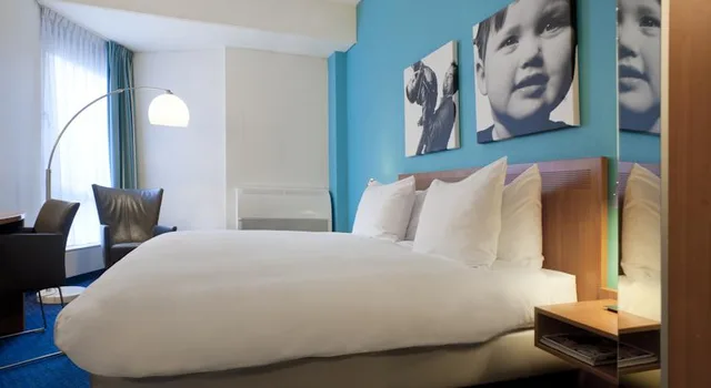 غرفة قياسية بسرير كينج، Inntel Hotels Amsterdam Centre 1/1