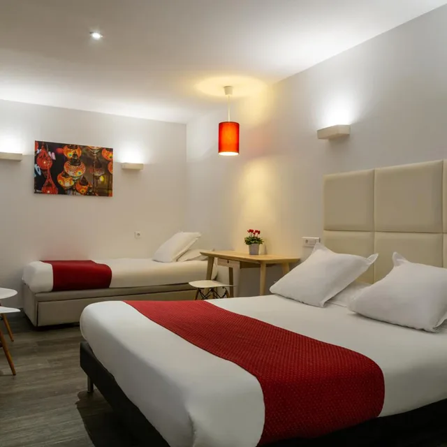 غرفة رباعية، Alfred Hotels Paris Lecourbe 2/10