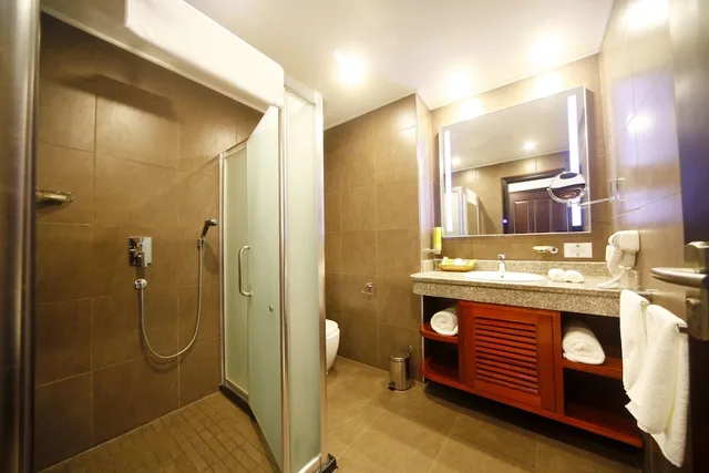غرفة ديلوكس بسرير كوين، Best Western Premier Garden Hotel Entebbe 7/7