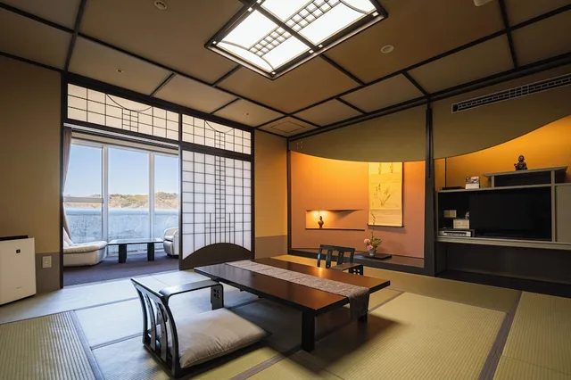 Japanese, Special, 4 Futon Beds, Top Floor, Dogo-Kan 1/2