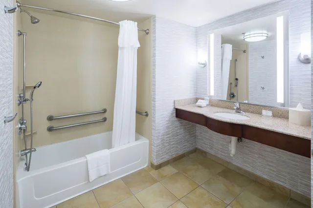 Suite, 1 King and 2 Queen Beds, Accessible, Homewood Suites by Hilton Fresno Airport/Clovis, CA 4/4