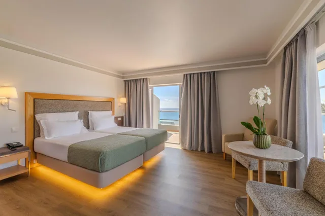 جناح جونيور بسريرين منفصلين، Pestana Carlton Madeira 2/7