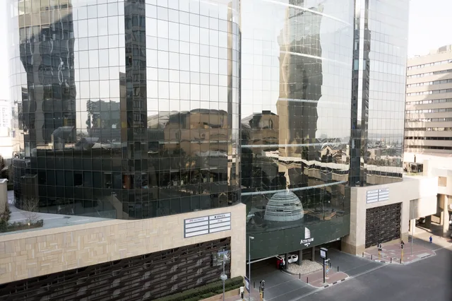 غرفة ديلوكس بسرير كينج، Davinci Hotel And Suites On Nelson Mandela Square 10/10