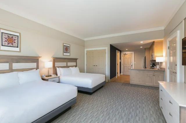غرفة ديلوكس بسريرين كوين، Carlisle Inn 1/4