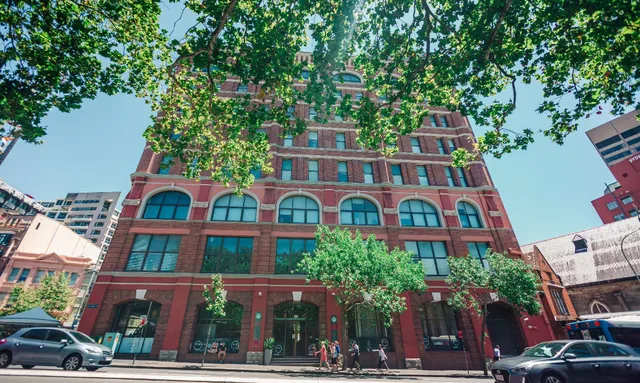 Mixed Dorm, Shared, 8 Beds، Wake Up Sydney - Adults Only 1/1