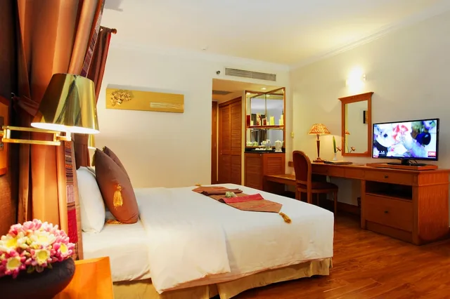 Superior, King Bed, ANGKOR CENTURY RESORT AND SPA 6/6