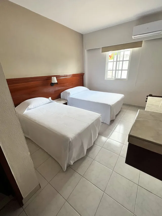غرفة كلاسيكية بسريرين منفصلين، Hotel Cancun Handall 1/1