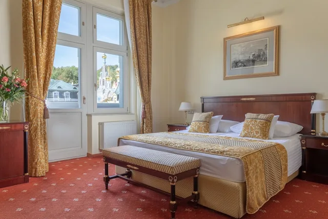 غرفة ديلوكس بسرير كينج، Savoy Westend Hotel 1/7