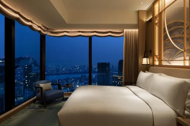جناح ركني بإطلالة على النهر، Waldorf Astoria Osaka 1/4